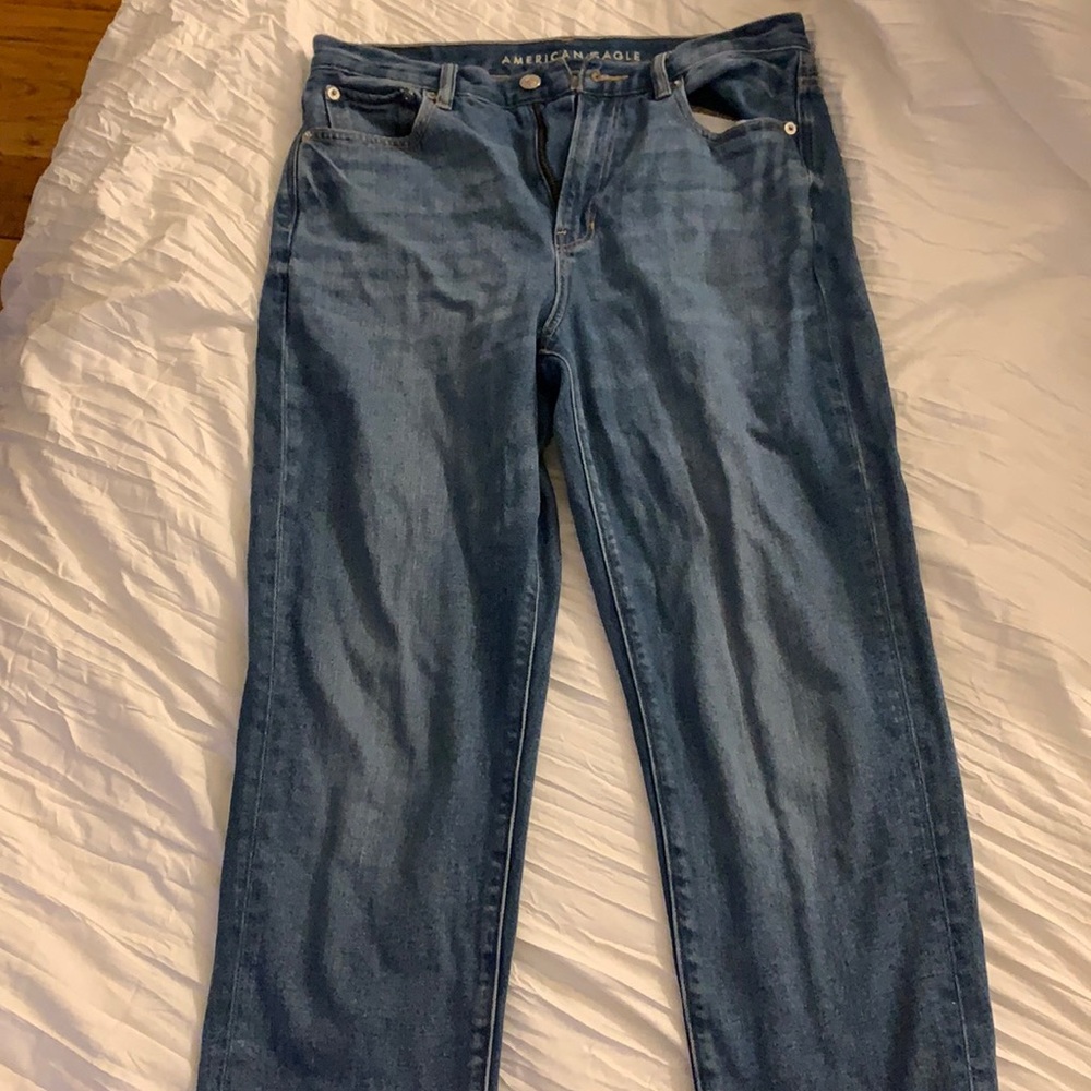 American Eagle Mom Jeans